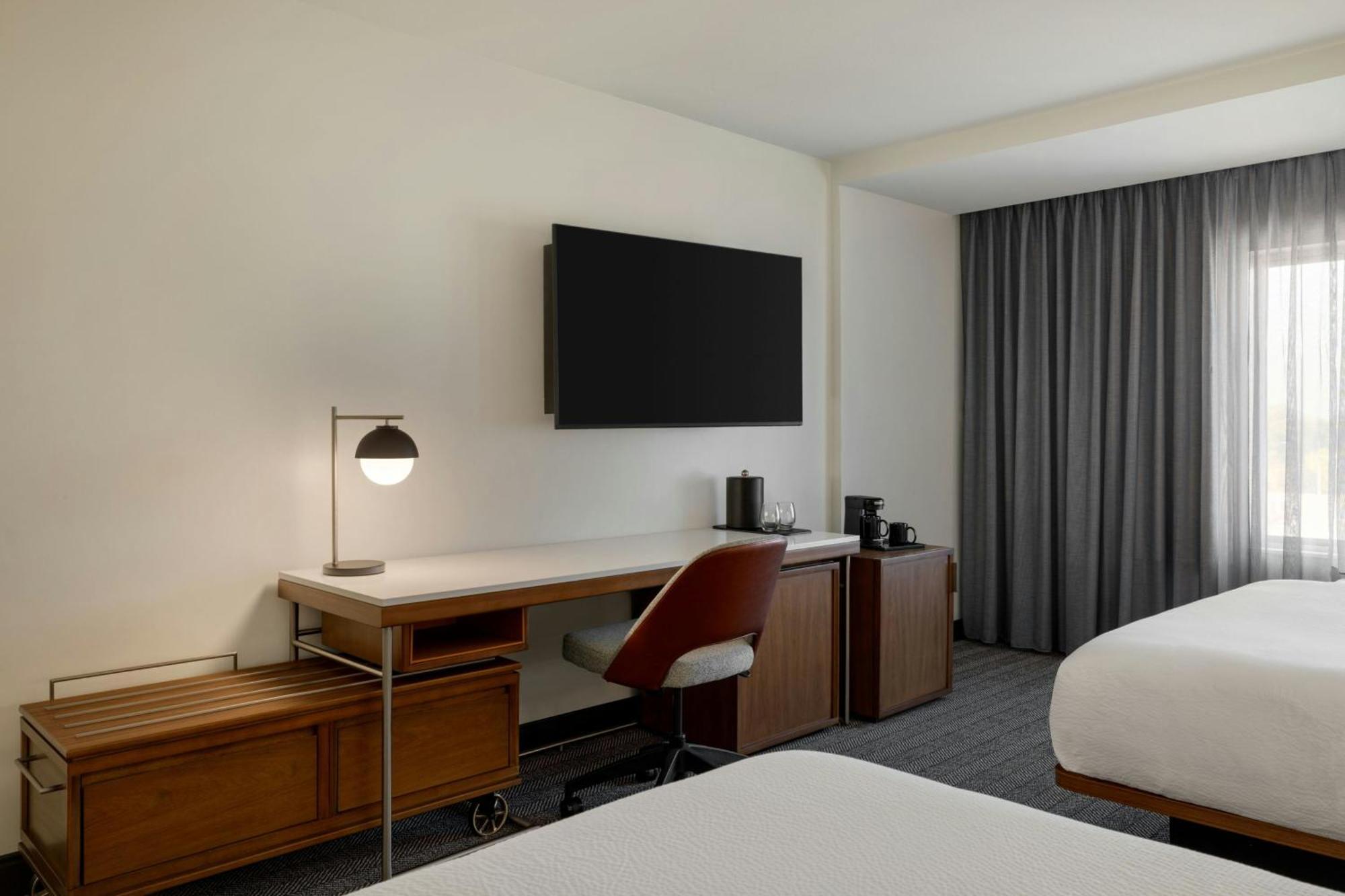 Courtyard By Marriott Starkville Msu At The Mill Conference Center Dış mekan fotoğraf